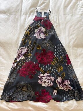 Everly Floral Halter Dress in Charcoal and Berry